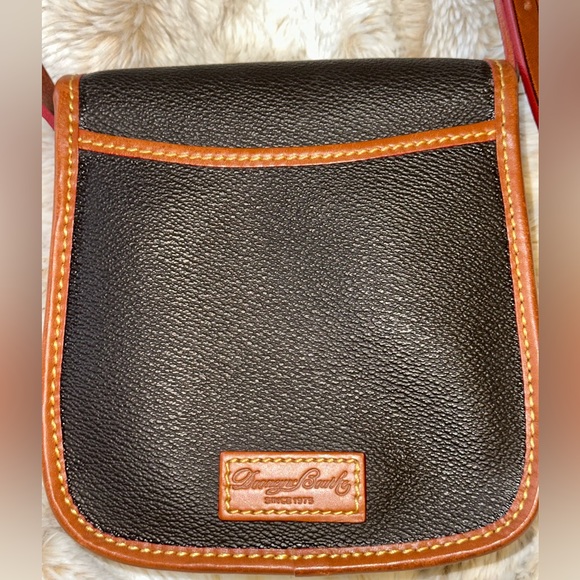 Classic Dark Brown and Tan Leather Crossbody Dooney & Bourke Bag - Picture 6 of 6